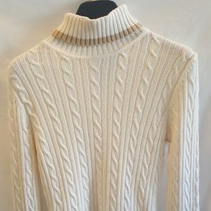 Ann Taylor loft women's long sleeve sweater